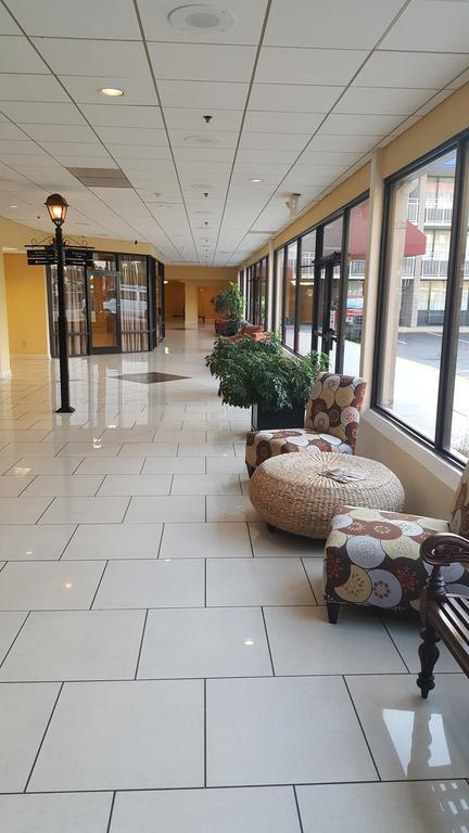 Baymont By Wyndham Fayetteville Fort Bragg Area מראה חיצוני תמונה