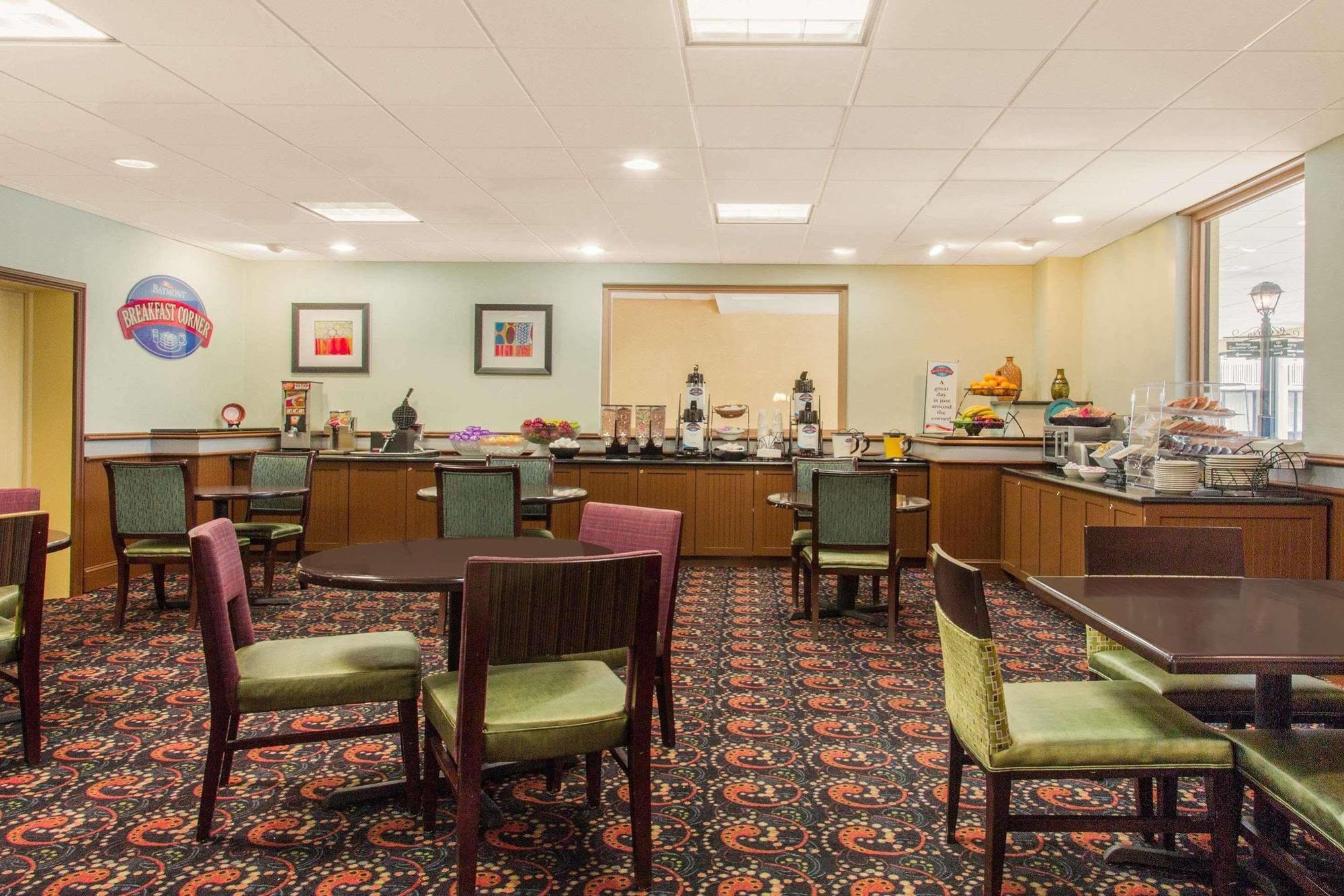 Baymont By Wyndham Fayetteville Fort Bragg Area מראה חיצוני תמונה
