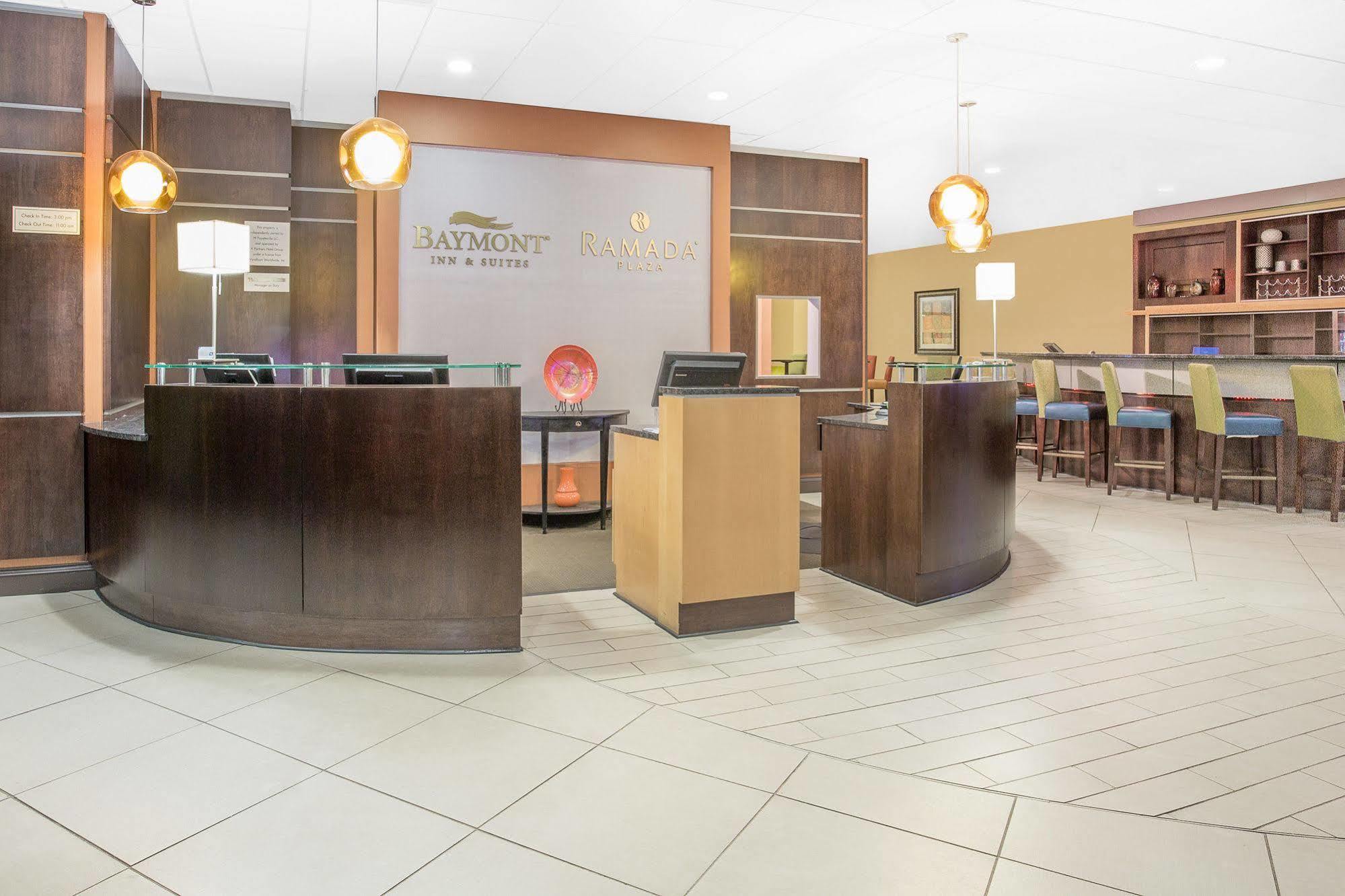 Baymont By Wyndham Fayetteville Fort Bragg Area מראה חיצוני תמונה