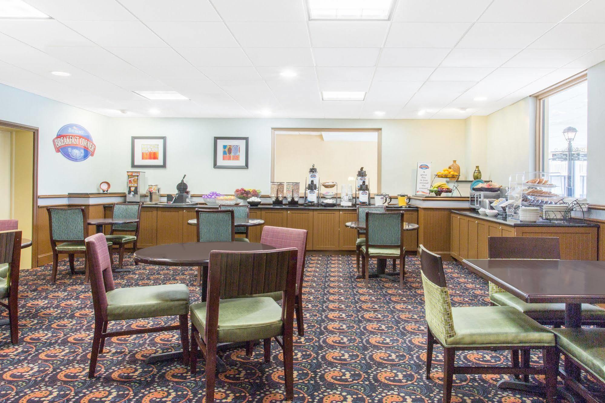Baymont By Wyndham Fayetteville Fort Bragg Area מראה חיצוני תמונה